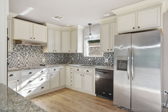 20815 S 142nd East Avenue, Bixby, OK 74008