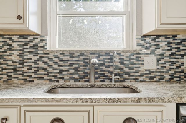 20815 S 142nd East Avenue, Bixby, OK 74008