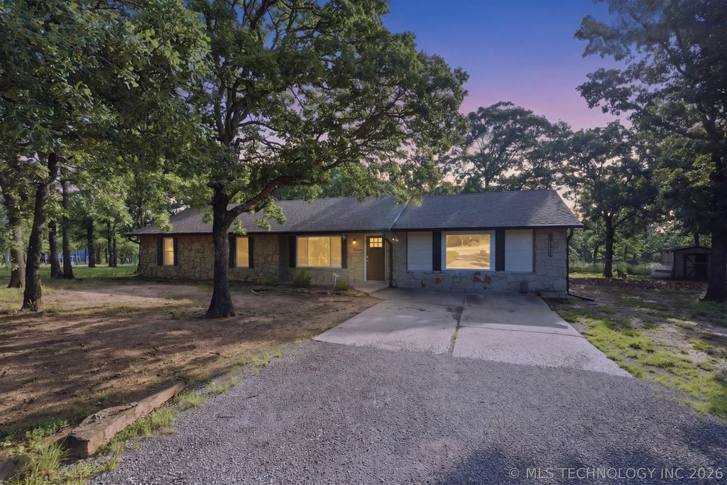 20815 S 142nd East Avenue, Bixby, OK 74008