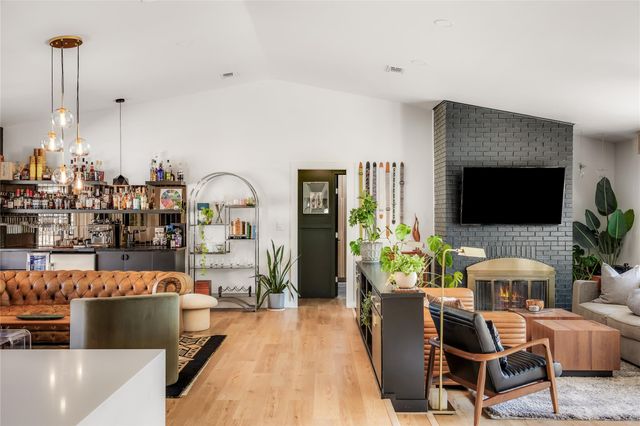 6600 Auburndale ST, Austin, TX 78723