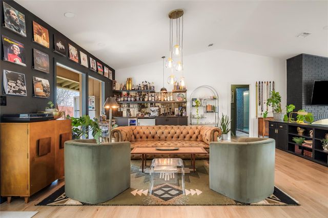 6600 Auburndale ST, Austin, TX 78723