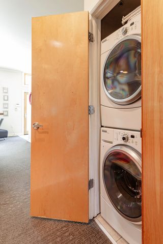 110 Richmond Drive SE UNIT 204, Albuquerque, NM 87106