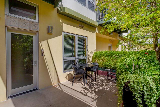 110 Richmond Drive SE UNIT 204, Albuquerque, NM 87106