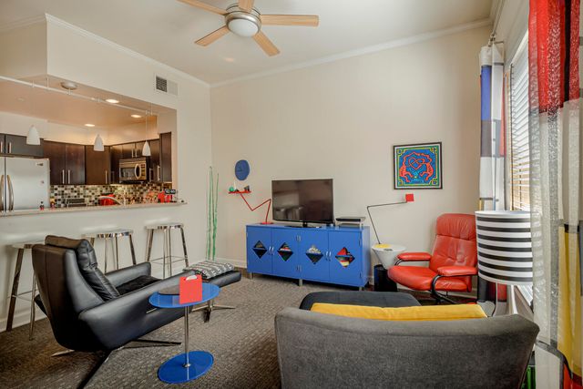 110 Richmond Drive SE UNIT 204, Albuquerque, NM 87106