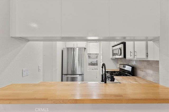 445 W 6th, Long Beach, CA 90802