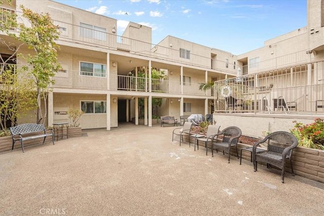 445 W 6th, Long Beach, CA 90802
