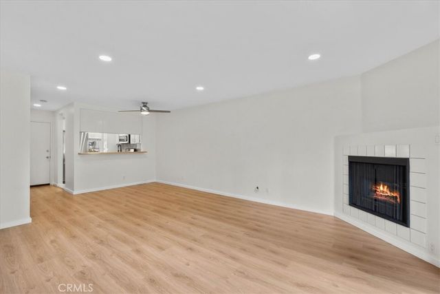 445 W 6th, Long Beach, CA 90802