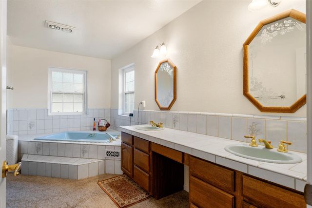 3597 Camino Hills Dr, Camino, CA 95709