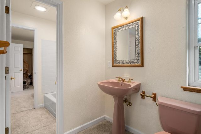 3597 Camino Hills Dr, Camino, CA 95709