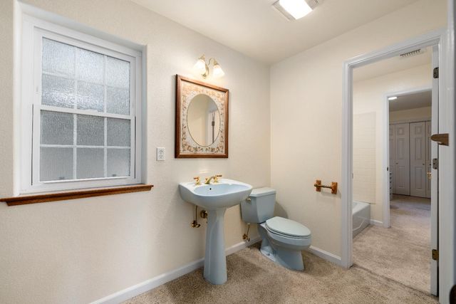 3597 Camino Hills Dr, Camino, CA 95709