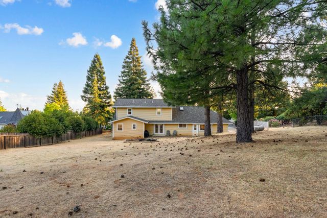 3597 Camino Hills Dr, Camino, CA 95709