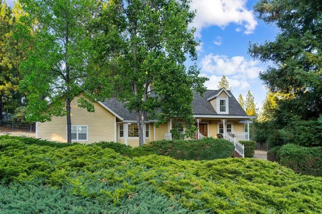 3597 Camino Hills Dr, Camino, CA 95709