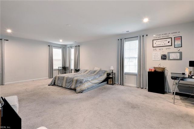 168 Boxwood LN, Smithfield, VA 23430