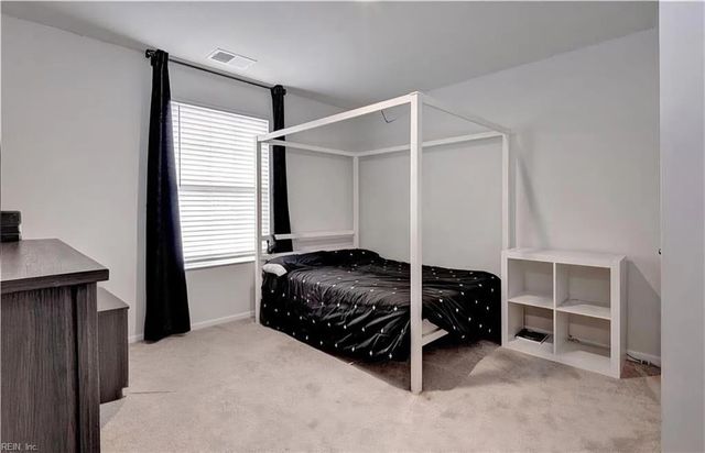 168 Boxwood LN, Smithfield, VA 23430