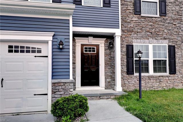 168 Boxwood LN, Smithfield, VA 23430