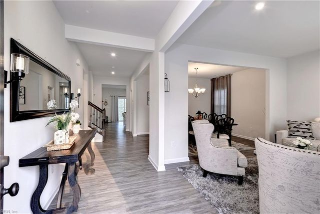 168 Boxwood LN, Smithfield, VA 23430