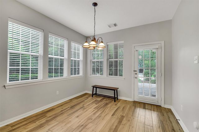 7 Larkspur Trail, The Woodlands, TX 77382