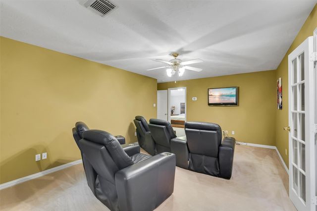 7 Larkspur Trail, The Woodlands, TX 77382