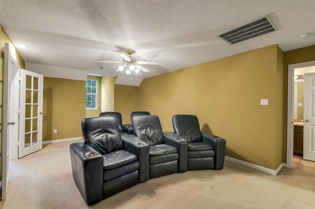 7 Larkspur Trail, The Woodlands, TX 77382