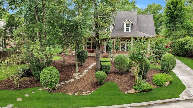 7 Larkspur Trail, The Woodlands, TX 77382