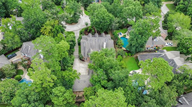 7 Larkspur Trail, The Woodlands, TX 77382