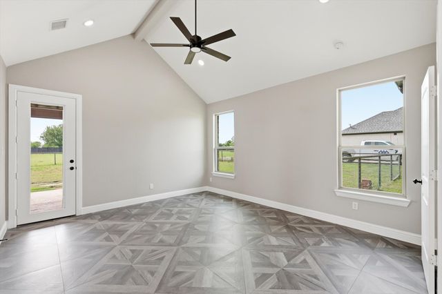 8190 Kassandra Drive, Sanger, TX 76266