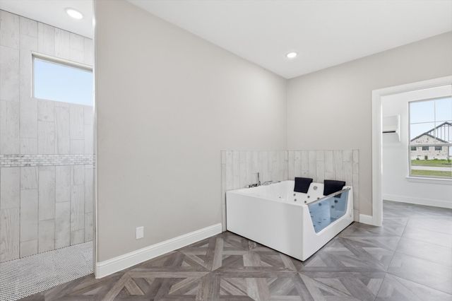 8190 Kassandra Drive, Sanger, TX 76266
