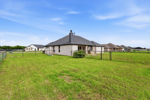 8190 Kassandra Drive, Sanger, TX 76266
