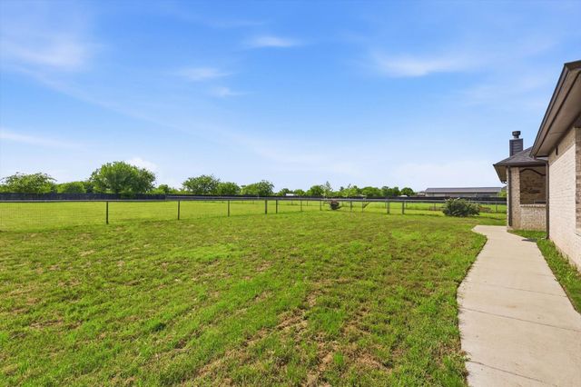 8190 Kassandra Drive, Sanger, TX 76266