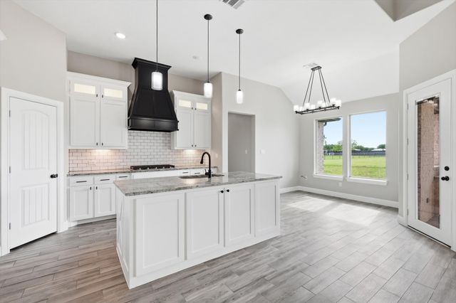 8190 Kassandra Drive, Sanger, TX 76266