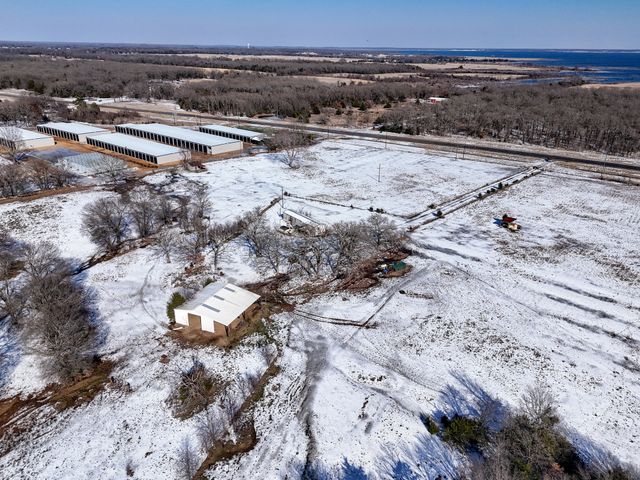 7355 Fm 897, Telephone, TX 75488