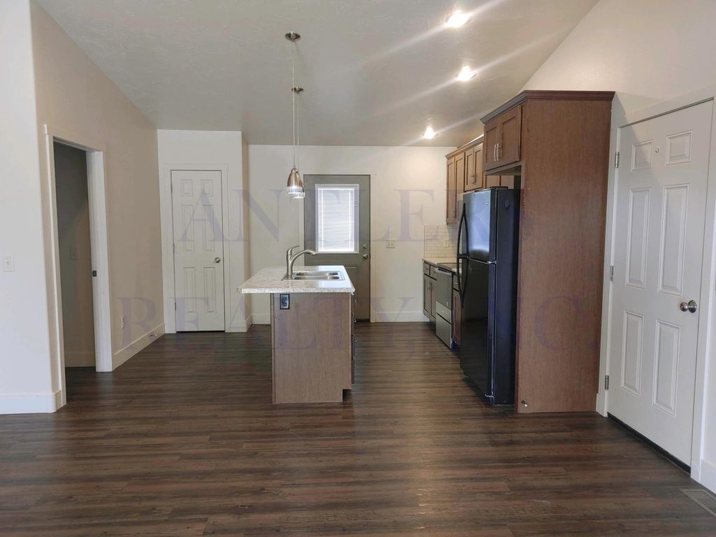 2708 Central Ave, Cody, WY 82414 photo 3