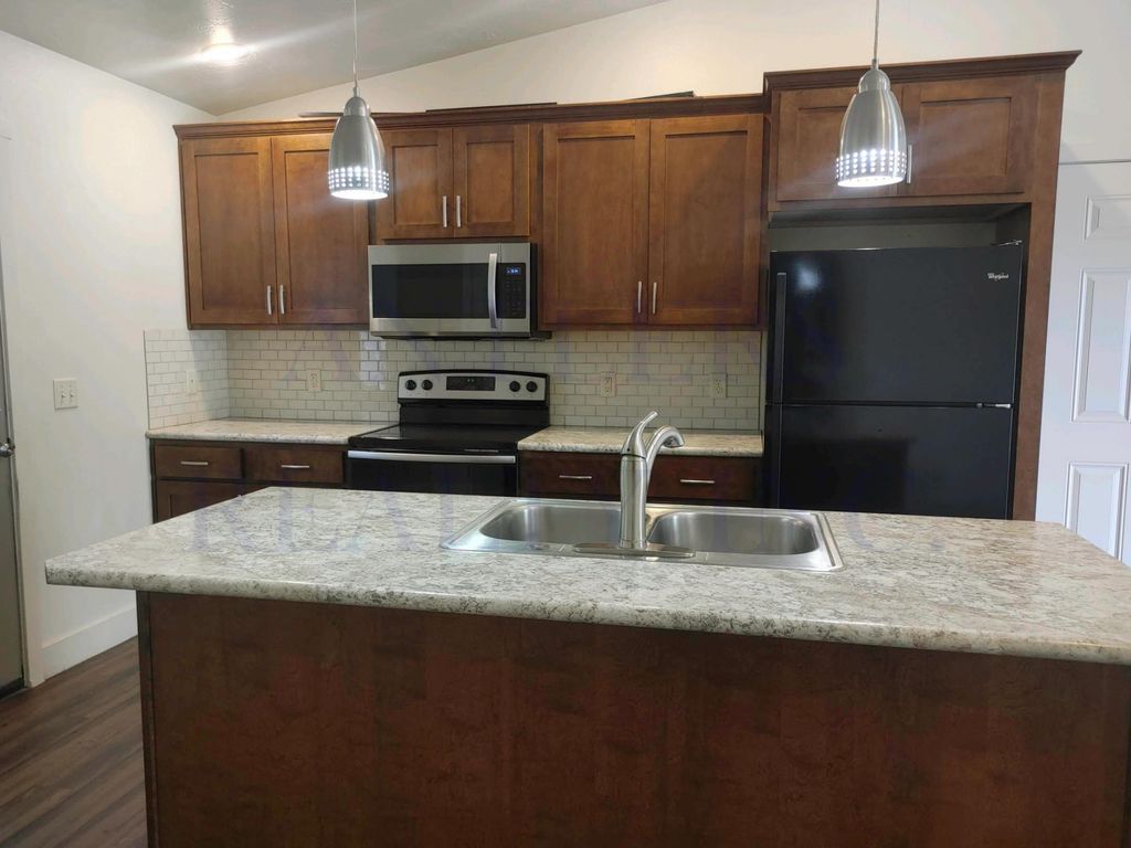 2708 Central Ave, Cody, WY 82414 photo 4