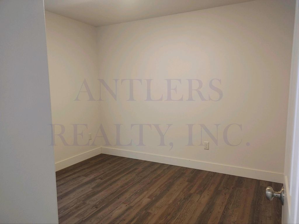 2708 Central Ave, Cody, WY 82414 photo 8