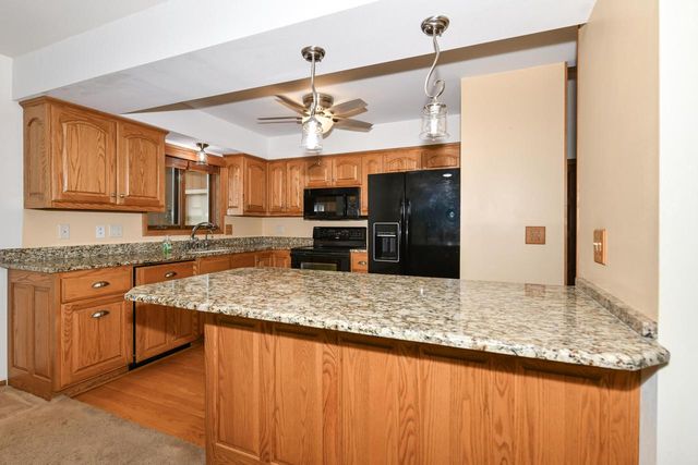 W270N6983 Woodland Oaks DRIVE, Lisbon, WI 53089