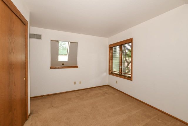 W270N6983 Woodland Oaks DRIVE, Lisbon, WI 53089