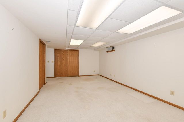 W270N6983 Woodland Oaks DRIVE, Lisbon, WI 53089