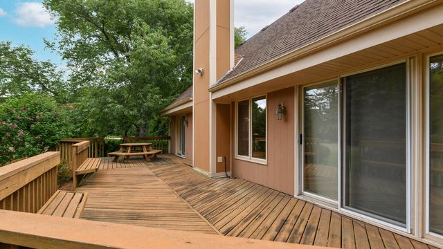 W270N6983 Woodland Oaks DRIVE, Lisbon, WI 53089