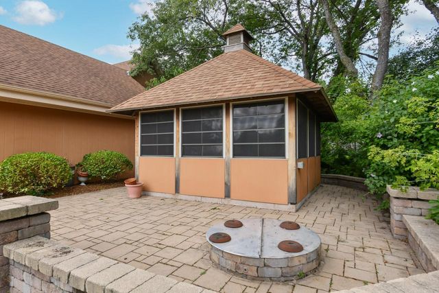 W270N6983 Woodland Oaks DRIVE, Lisbon, WI 53089