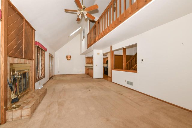 W270N6983 Woodland Oaks DRIVE, Lisbon, WI 53089