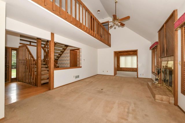 W270N6983 Woodland Oaks DRIVE, Lisbon, WI 53089