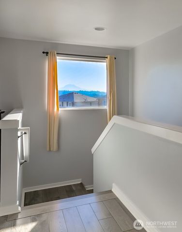 6820 9th Street E, Fife, WA 98424