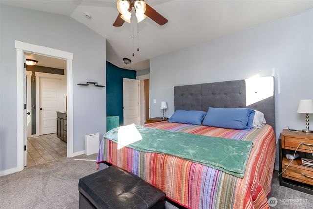 6820 9th Street E, Fife, WA 98424