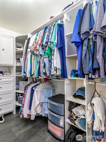 6820 9th Street E, Fife, WA 98424