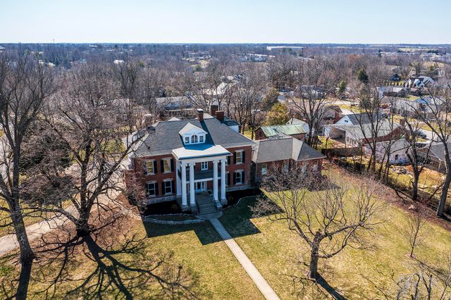 160 Elm Street, Versailles, KY 40383