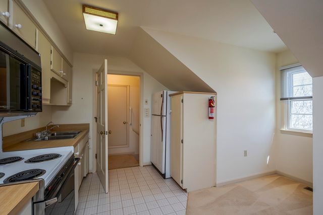 160 Elm Street, Versailles, KY 40383