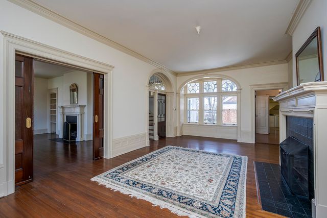 160 Elm Street, Versailles, KY 40383