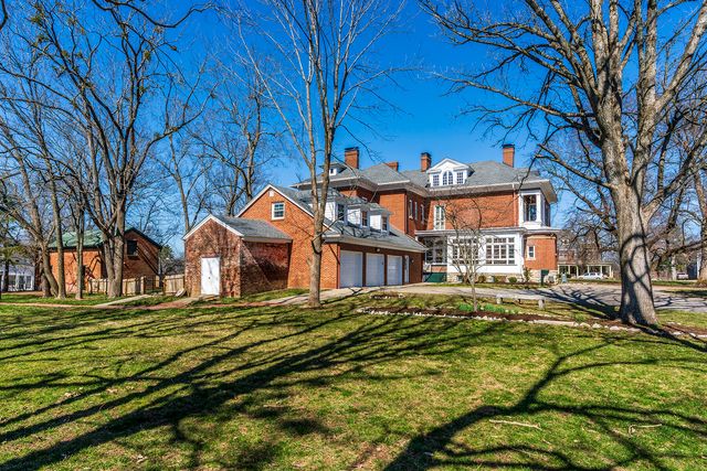 160 Elm Street, Versailles, KY 40383