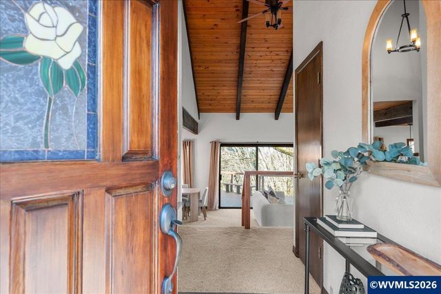 3904 Viewcrest Rd S, Salem, OR 97302