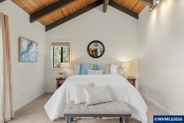 3904 Viewcrest Rd S, Salem, OR 97302